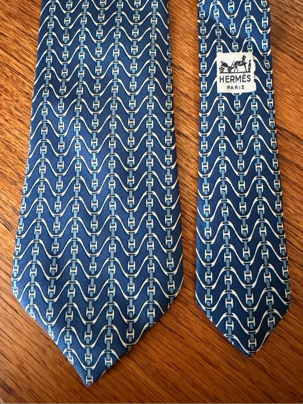 HERMES - Designer Blue Patterned Men’s Vintage Silk Tie